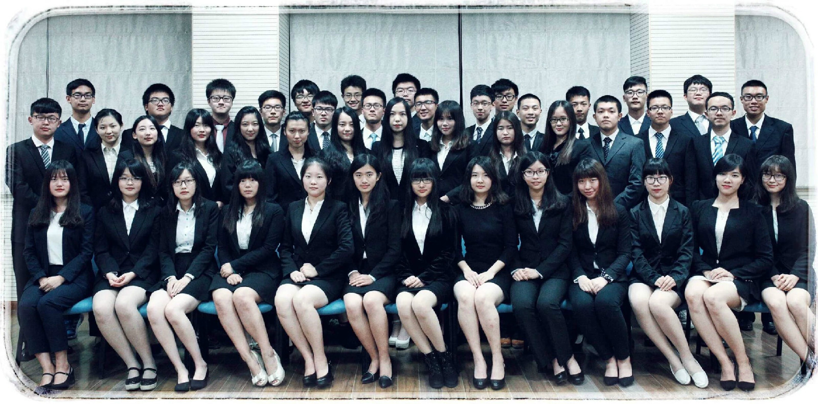 华东理工大学毕业证(华东理工大学毕业证书外壳)