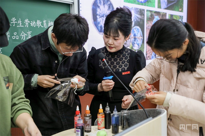 南昌大学毕业证(南昌大学毕业证图片)