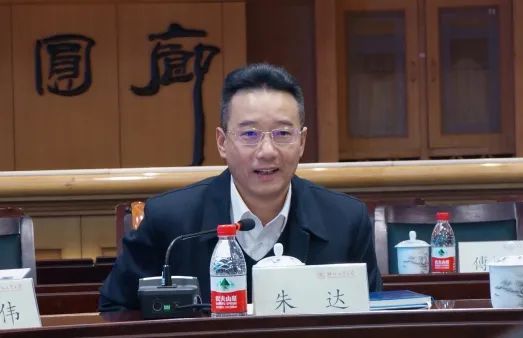 浙江工业大学毕业证(浙江工业大学毕业证封面)